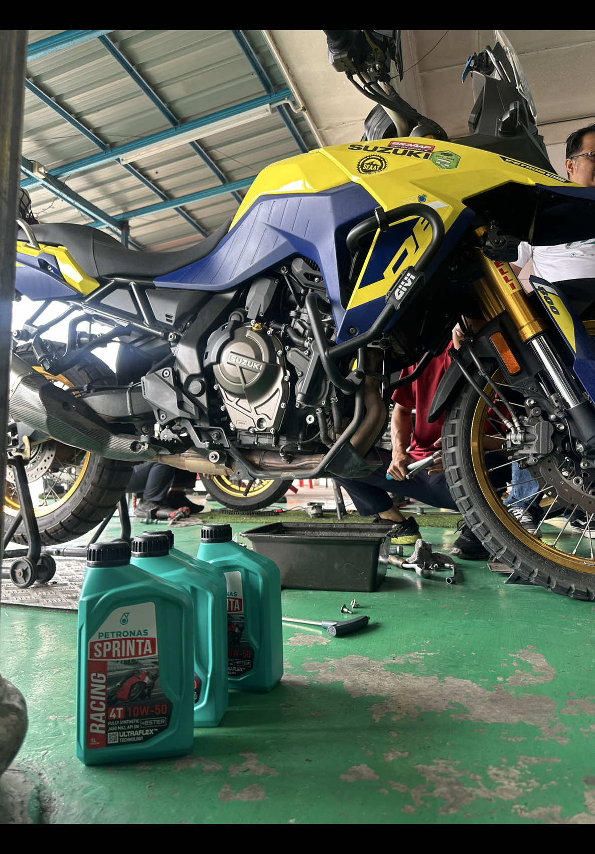 @TR MOTORSPORT