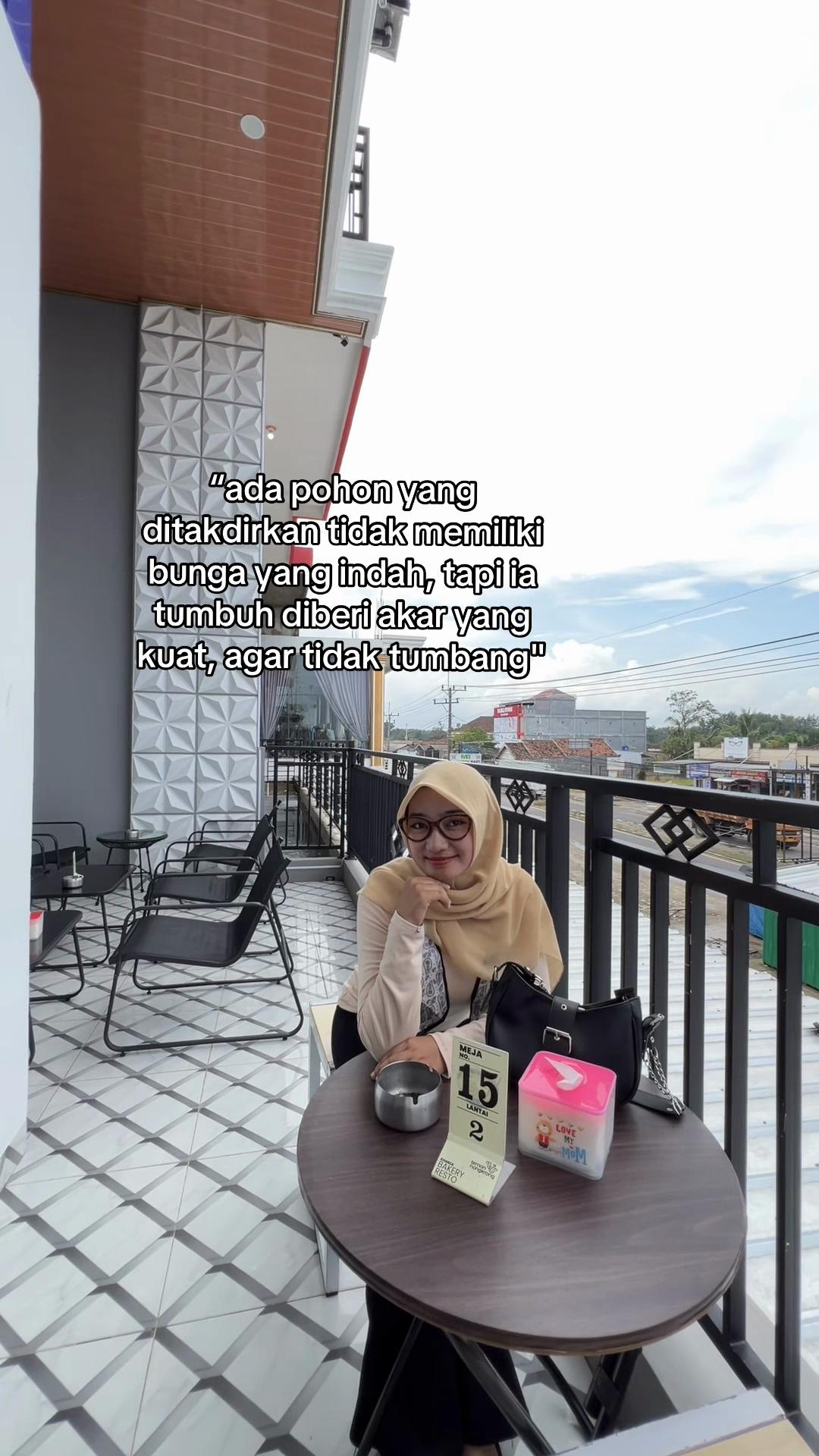 @Putri🤍
