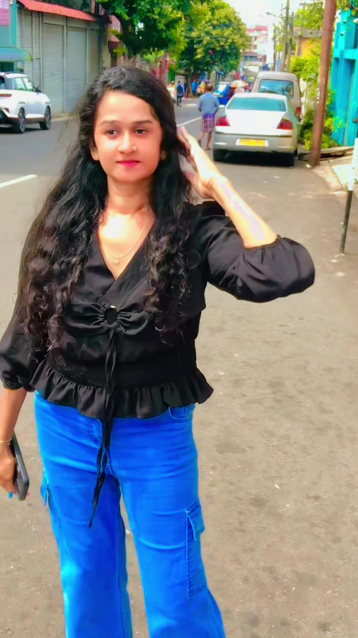 @sinthusha_🦋❤️