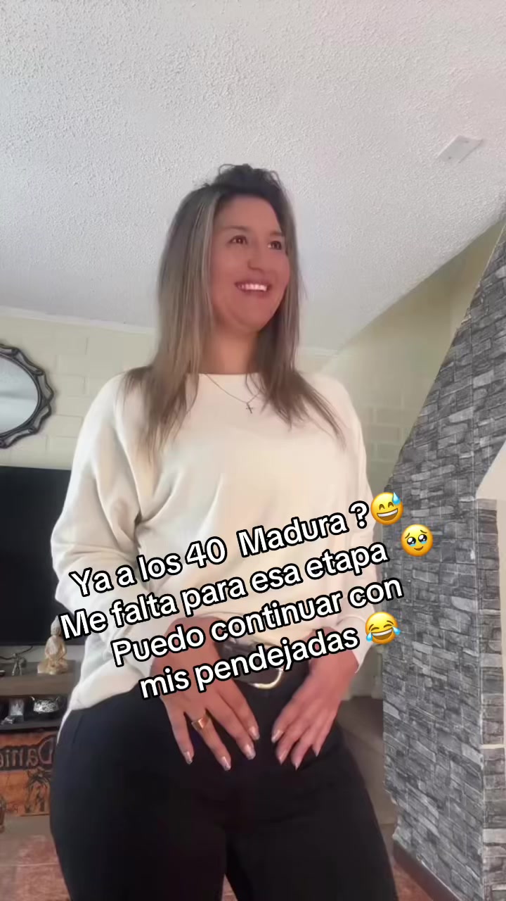 @daniela