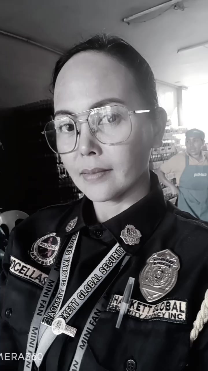 @#strongladyguard👩✈️👱♀️
