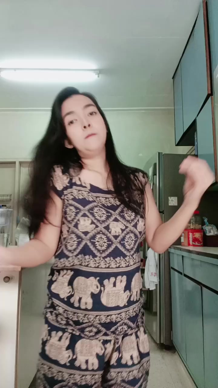 @𝘿𝙄𝙉𝙊𝙇