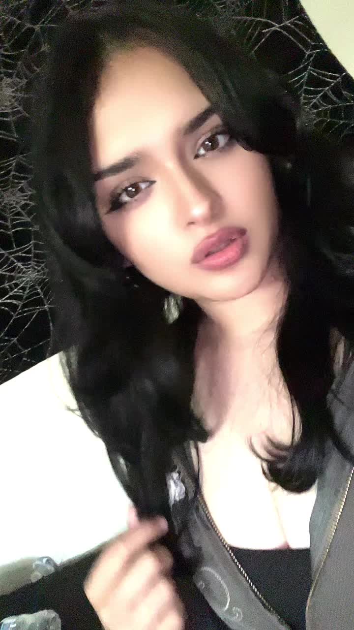 @<?>