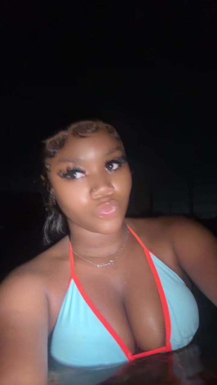@C💋.