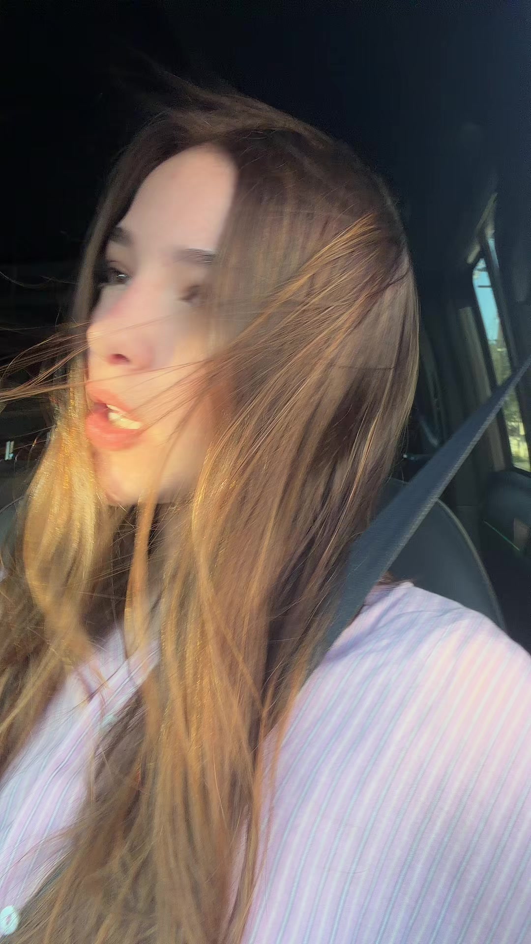 @isabella