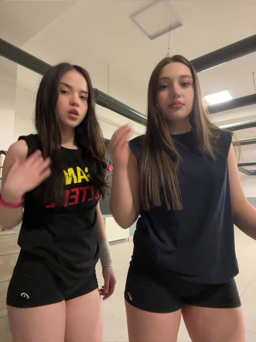 @kizimotistikmisinizla