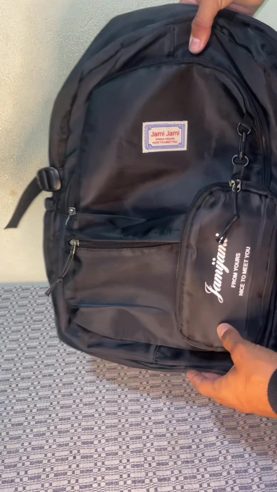 @𝗠𝗼𝗮𝗻𝘆