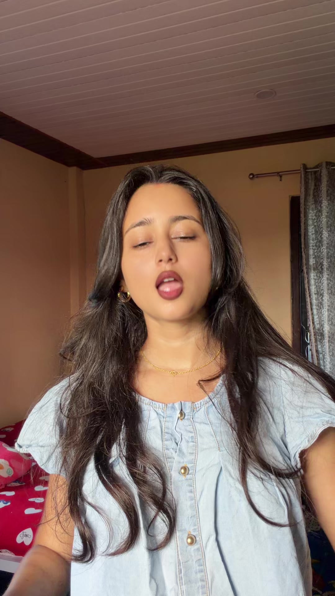 @Ayusha