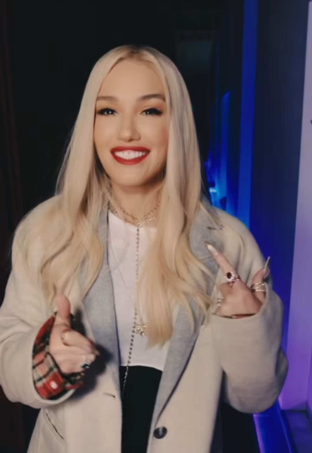 @Gwen Stefani