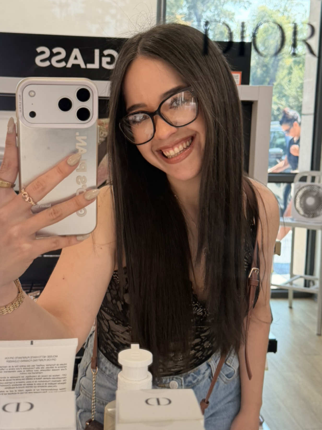 @ARIANA SANTOS