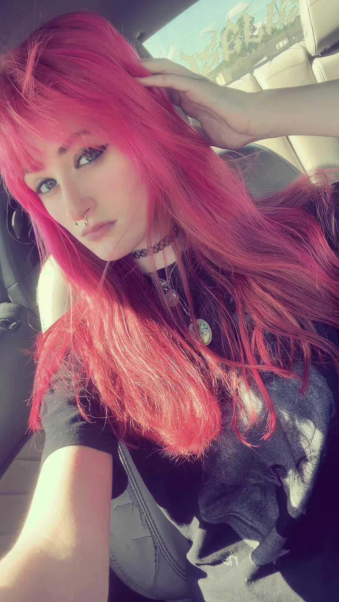 @riri🧟&zwj;♀️