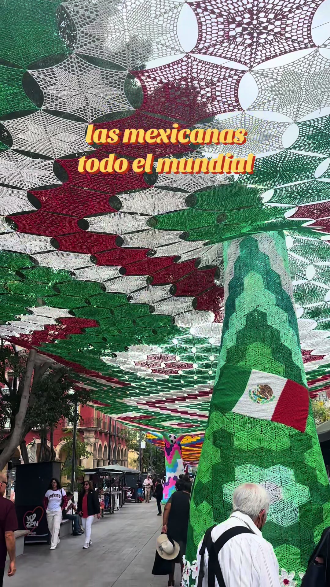 @𝐌𝐚𝐮𝐯𝐞 🍒