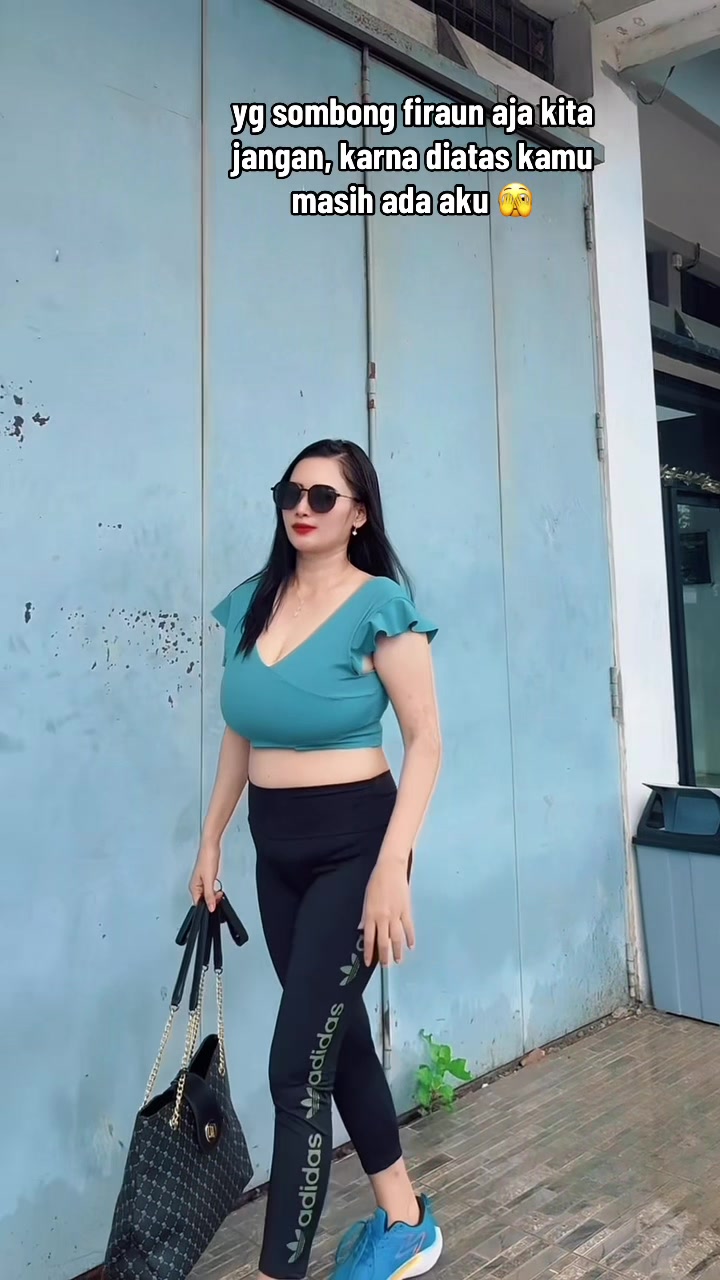 @VinezAmalia