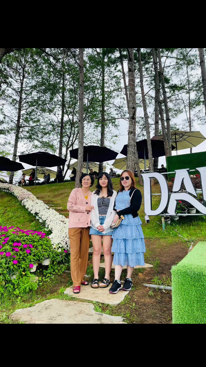 @Uyên Phuong 🇺🇸💖🇻🇳