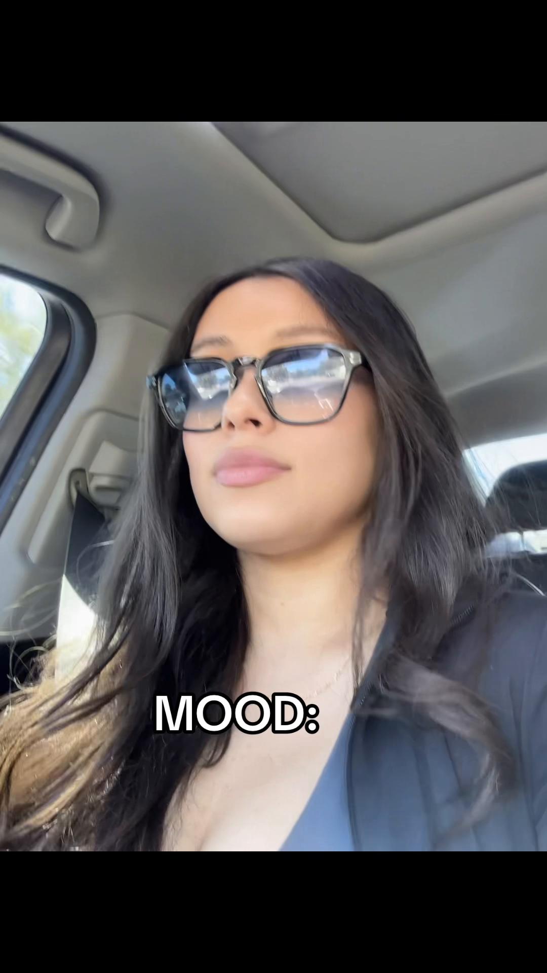 @Mireya