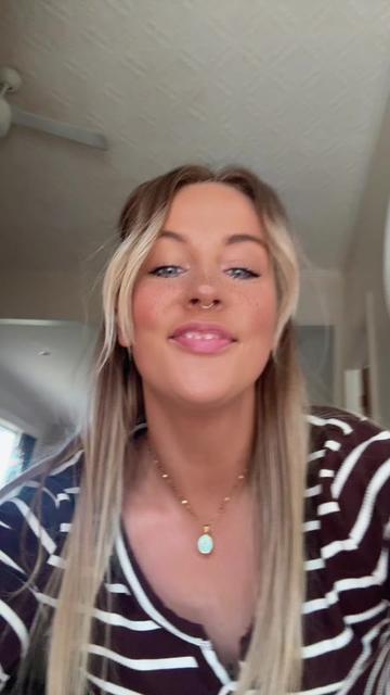 @messyhairedgal
