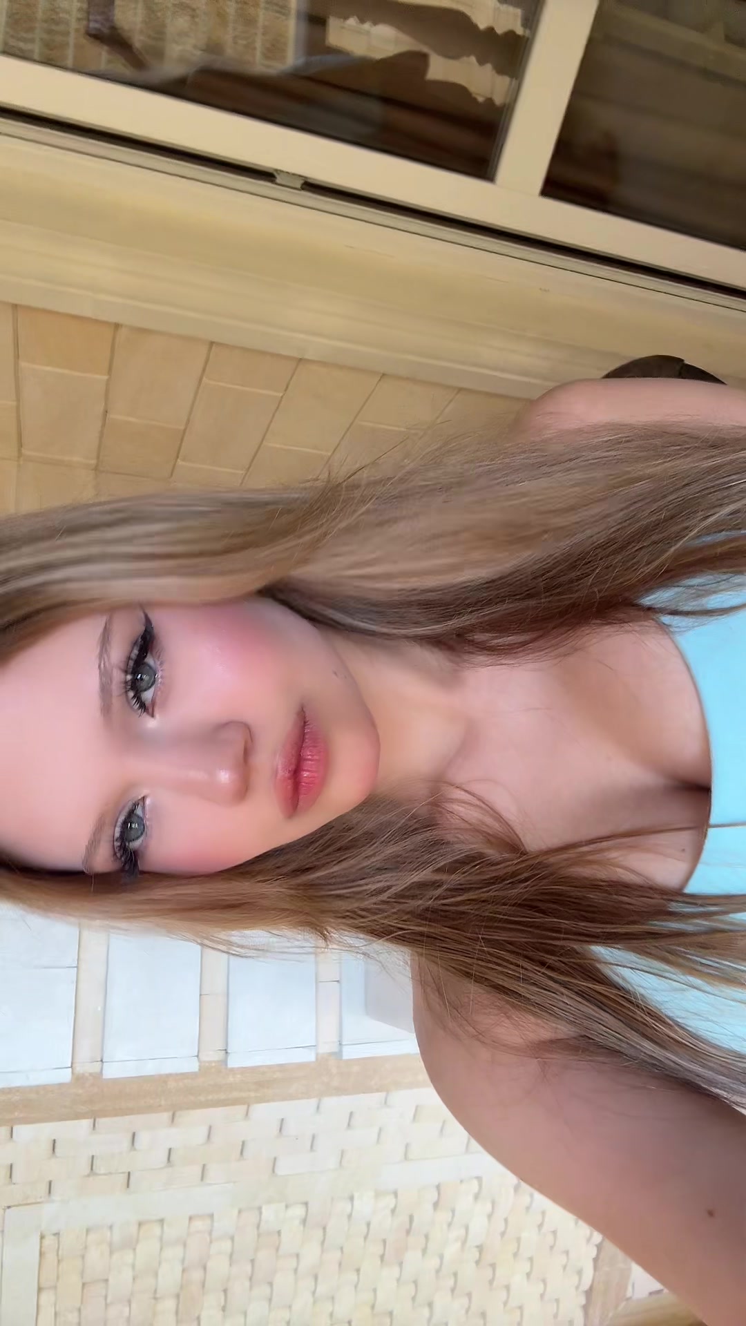 @urqwev