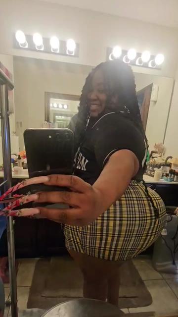 @Candycakes