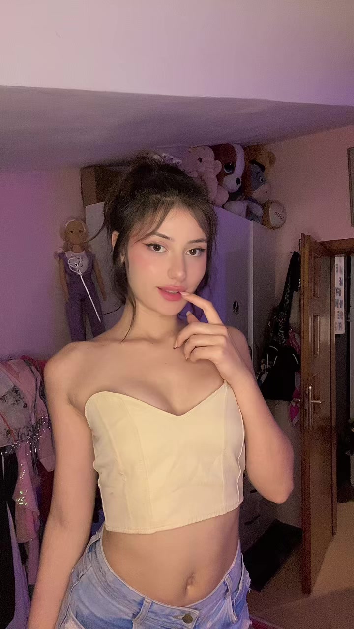 @Deniissaayy
