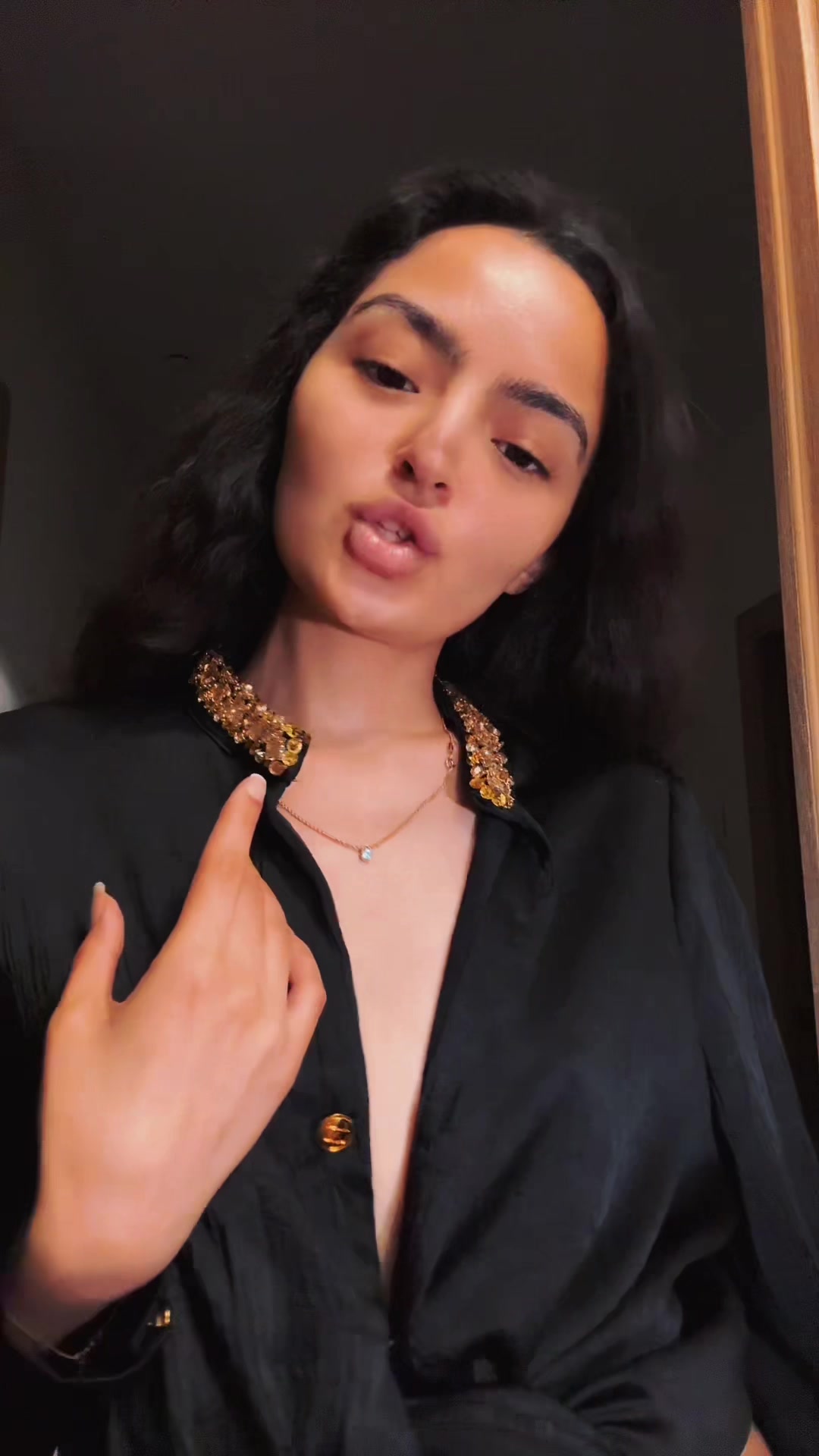 @Angelica_25