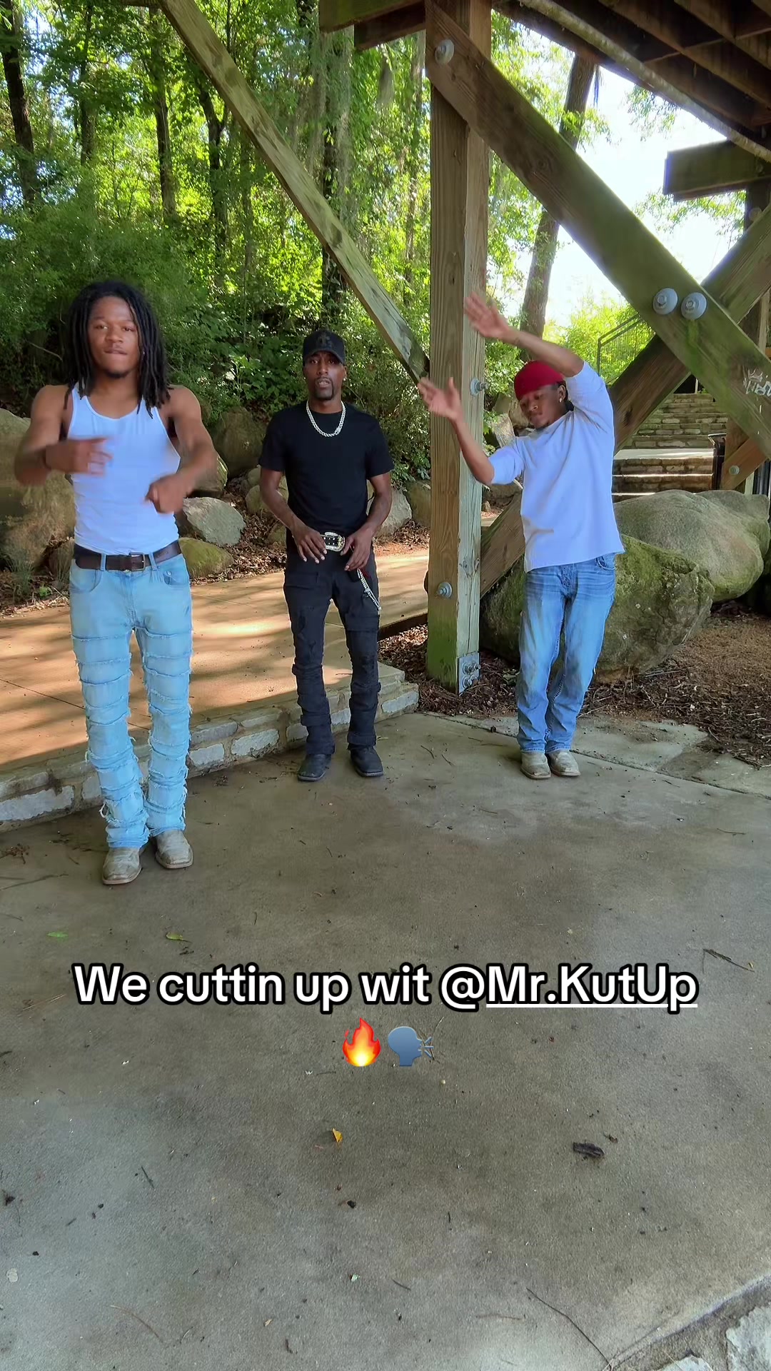 @Ghettotwins_