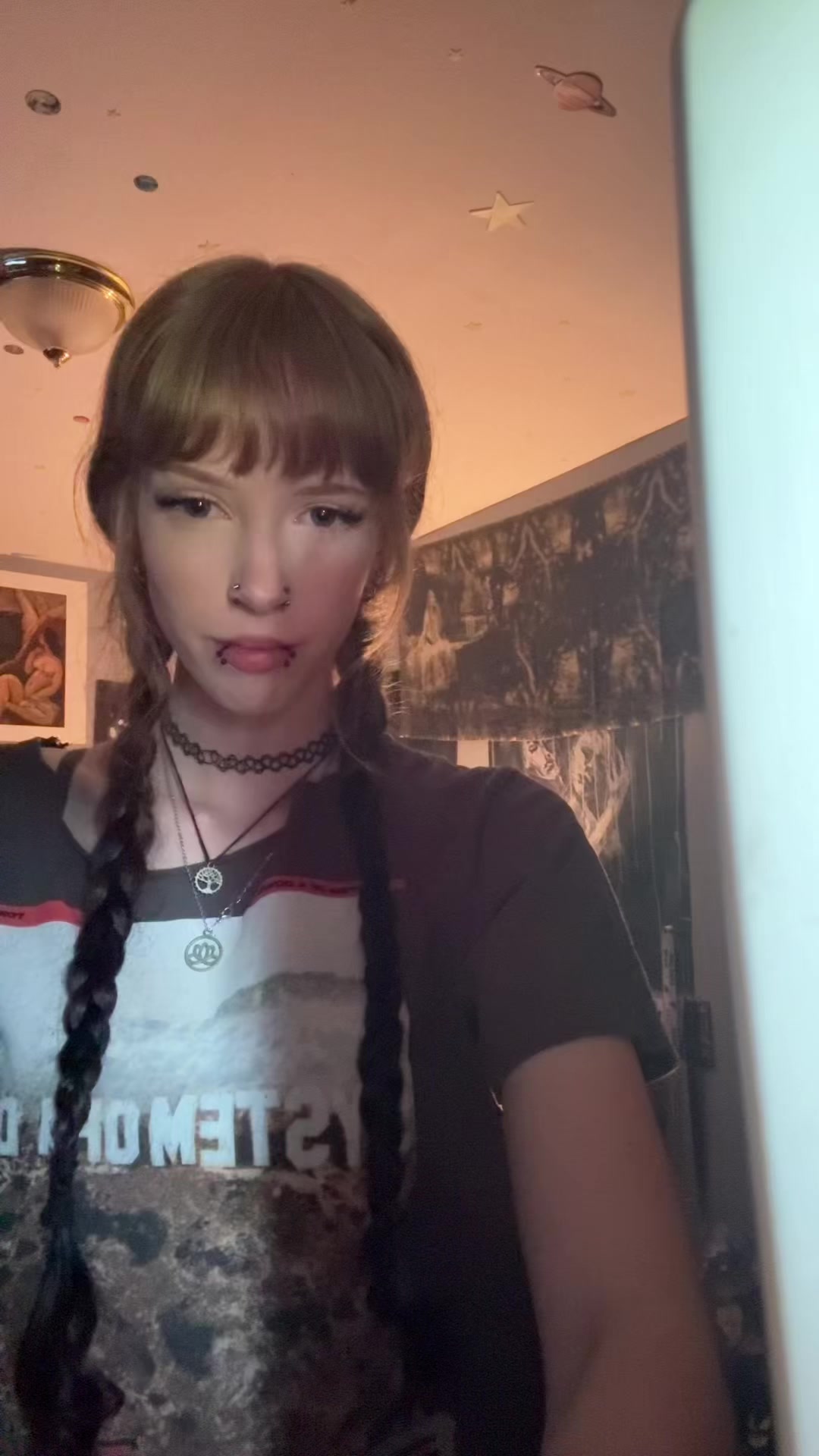 @v