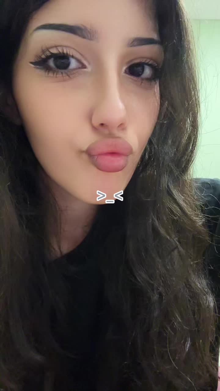 @✱