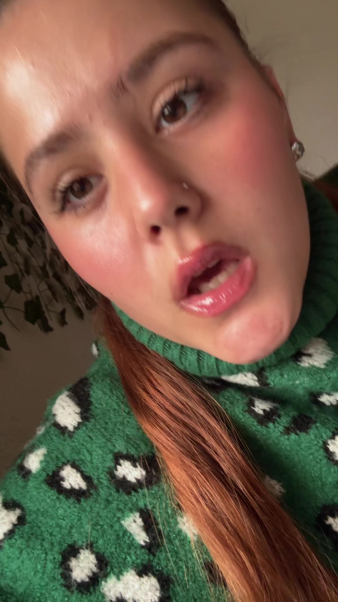 @Ella_2244