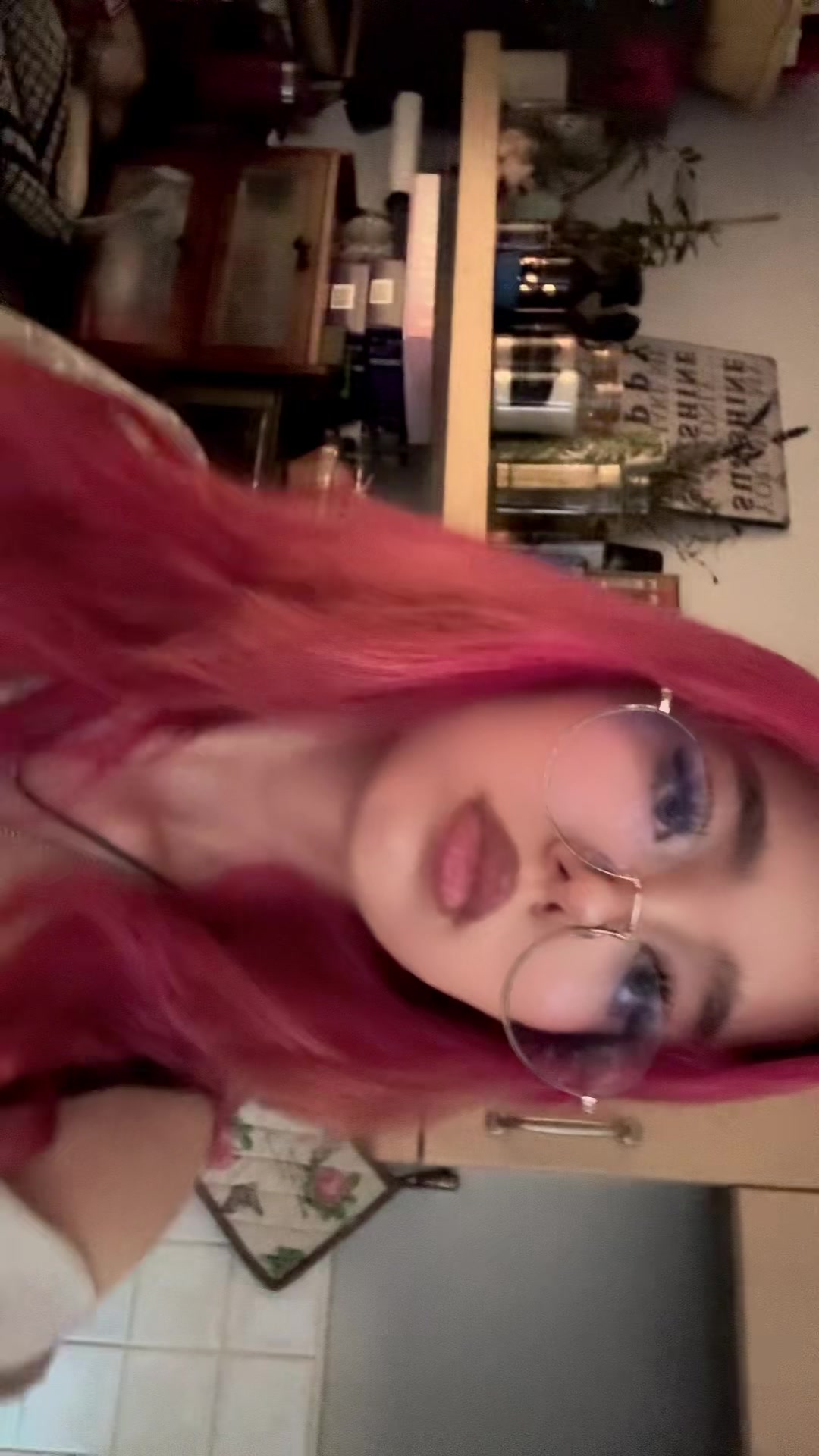 @˚₊‧꒰ა𝐿𝑖𝑙𝑙𝑦໒꒱ ‧₊