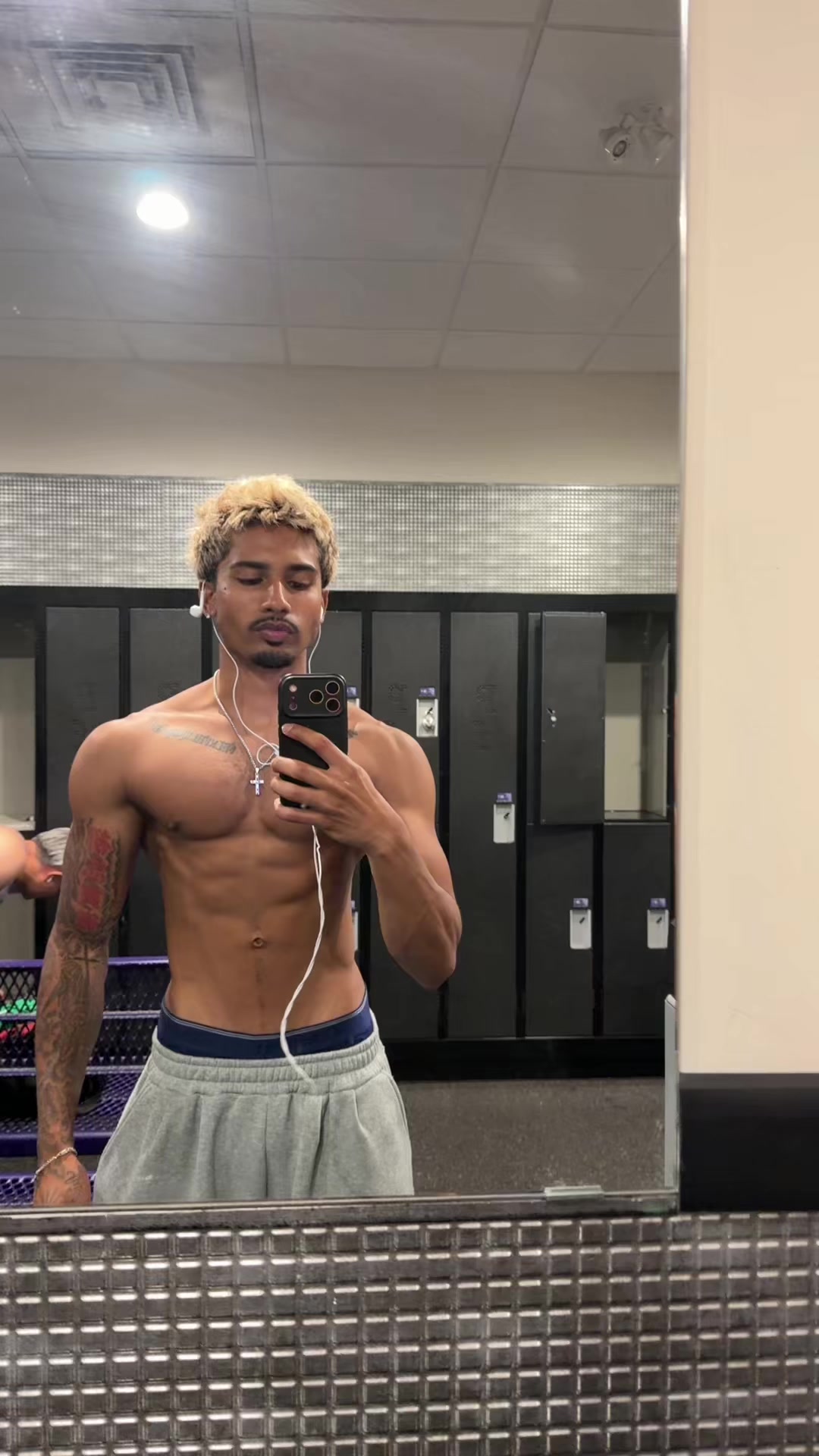 @iamtitusking