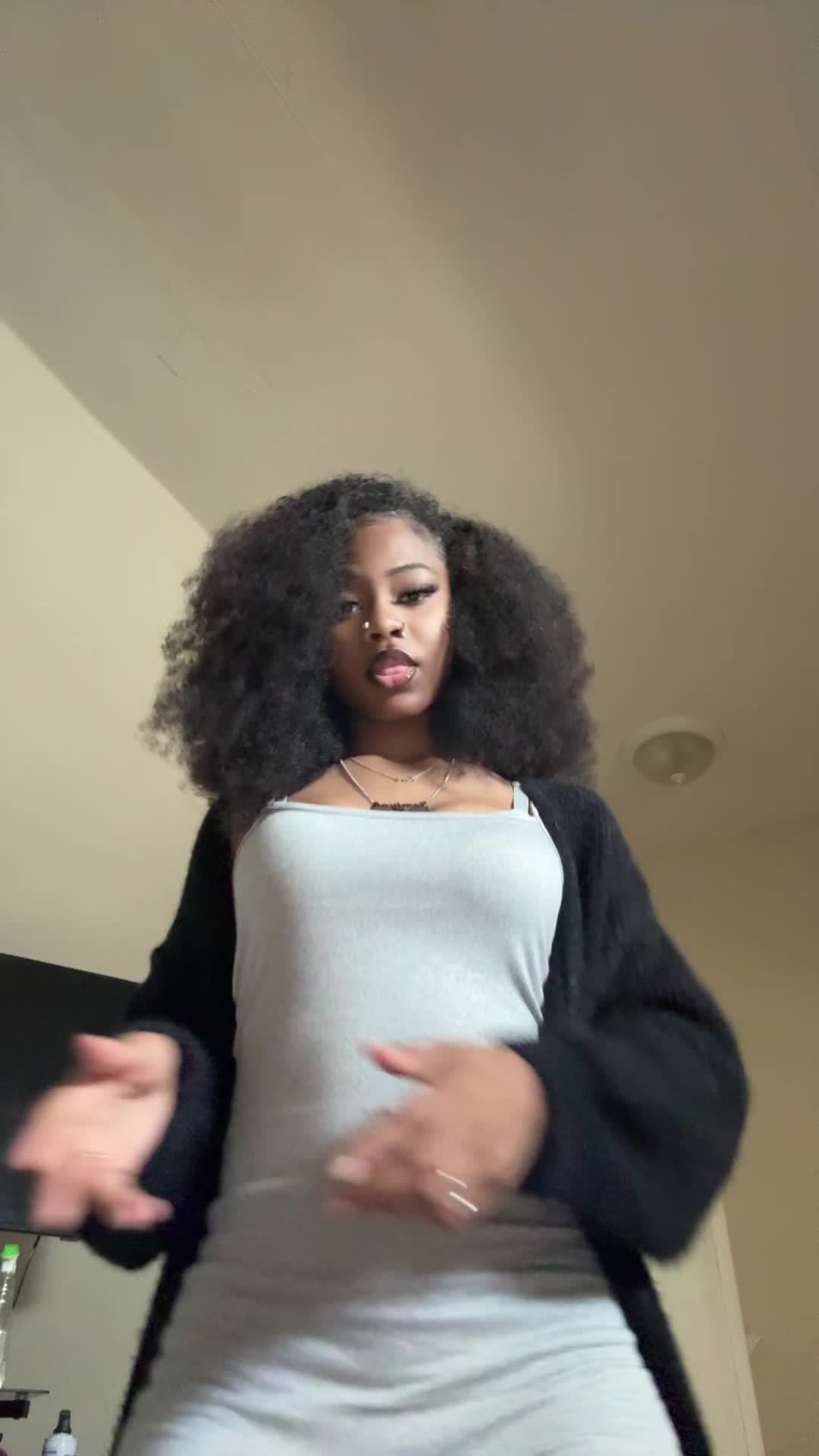 @pr3ttyfacee_m