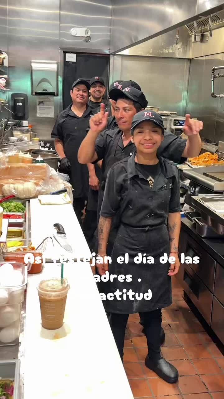 @𝓐𝓭𝓮𝓵 𝓓𝓮 𝓛𝓪 𝓛𝓾𝔃