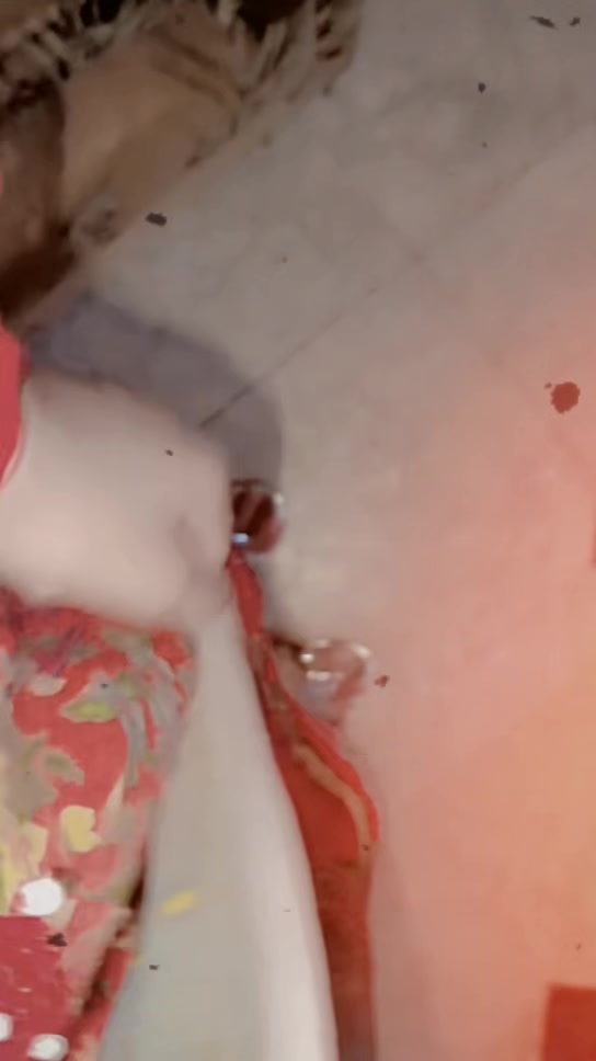 @𝙘𝙧𝙞𝙢𝙨𝙤𝙣'𝙨_𝙦𝙪𝙚𝙚𝙣🥀