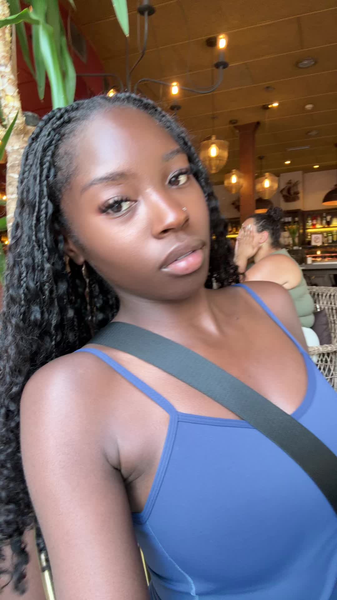 @Kam ✨