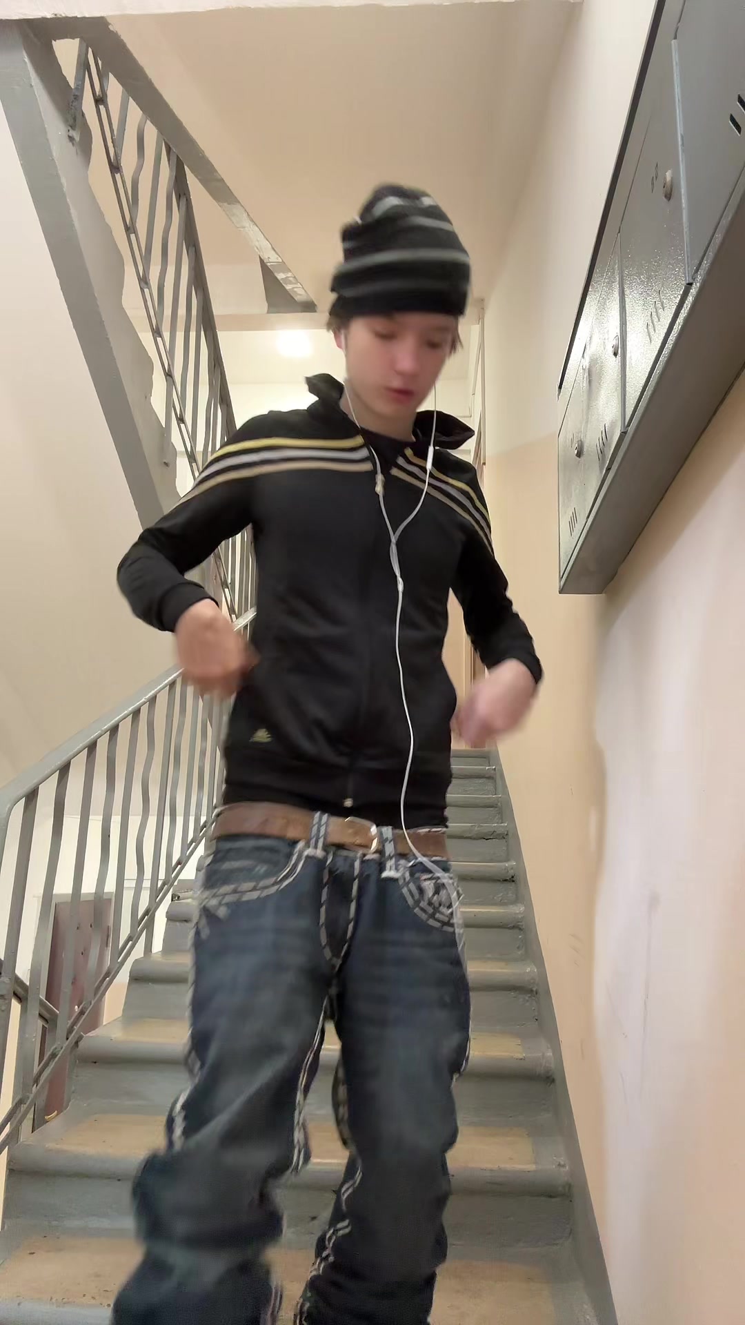 @12w1o