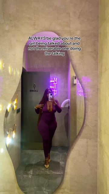 @her_thighness0