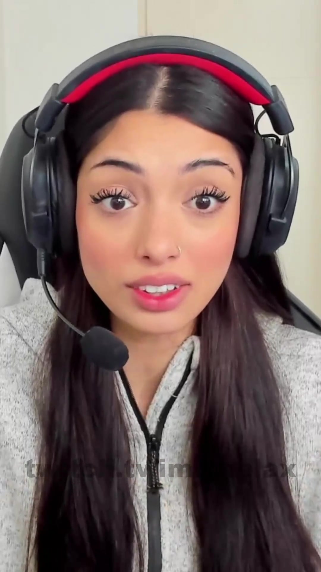 @Micaela