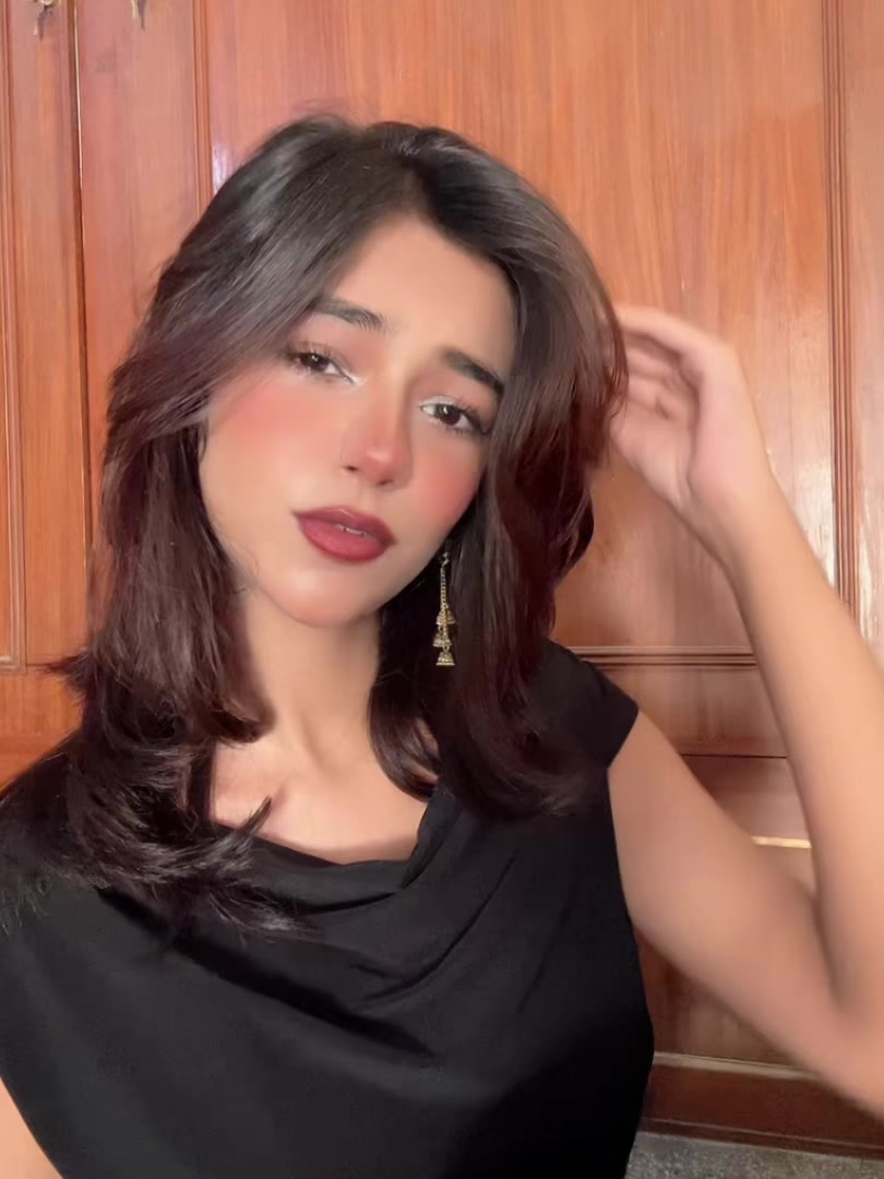 @Momielive_