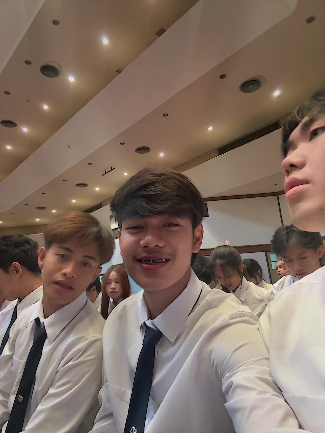 @ลีโอเนล