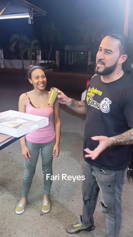 @Fari Reyes