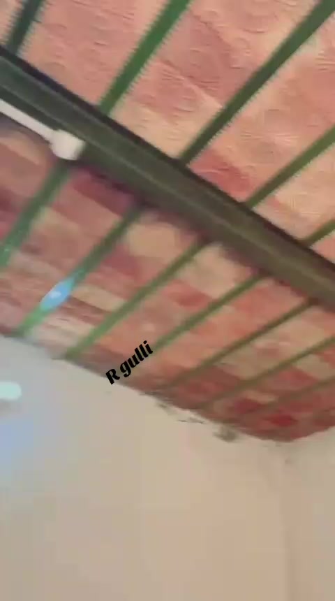 @Gulli Sara touch you