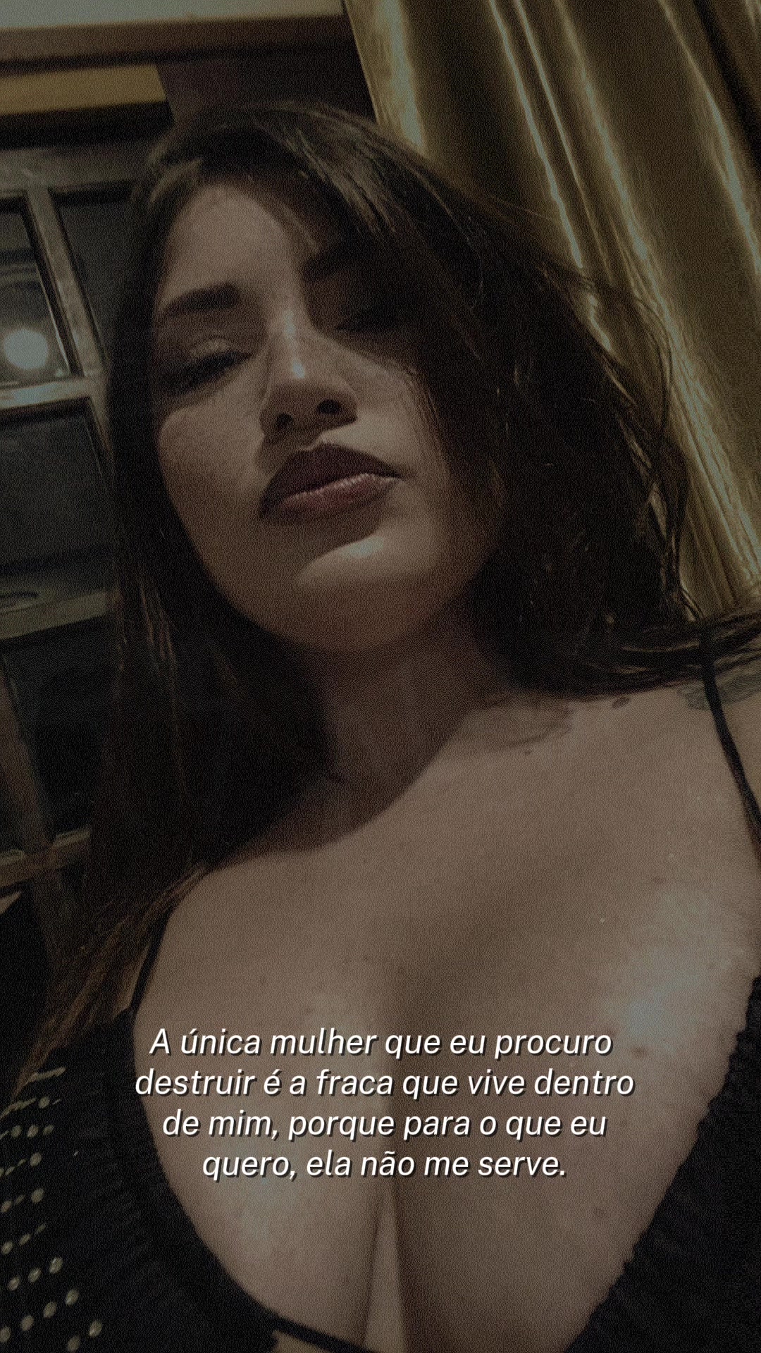 @Tayna Brazutto