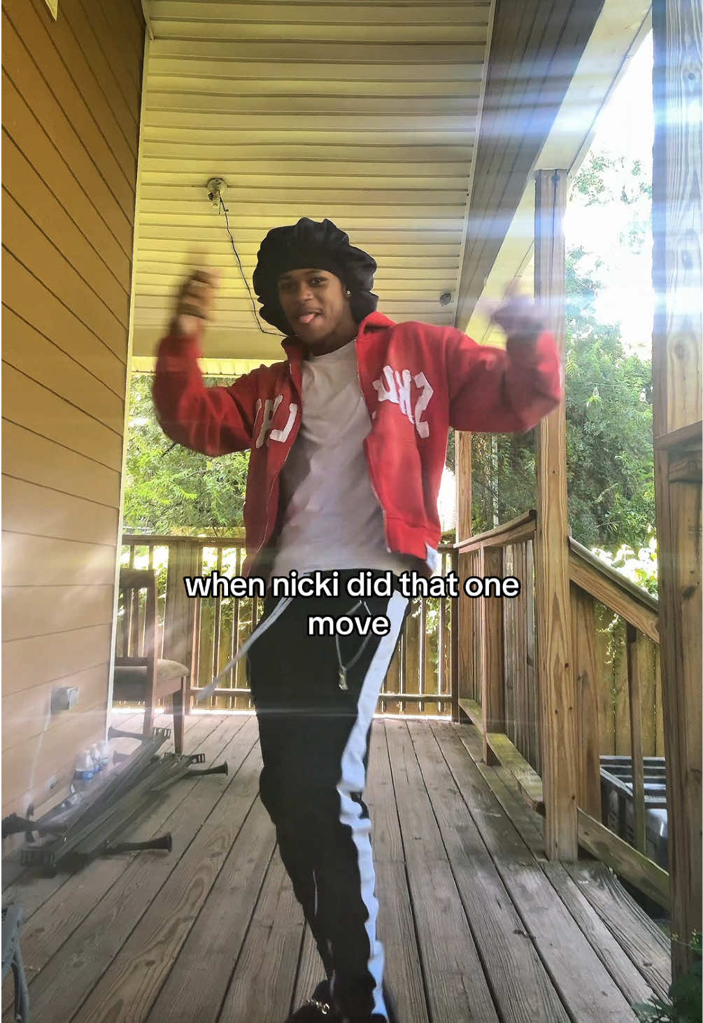 @Dee🧸