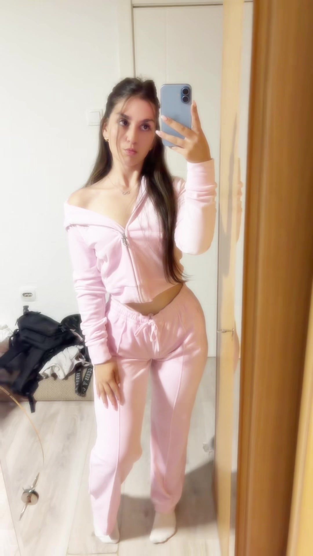 @Aišaa