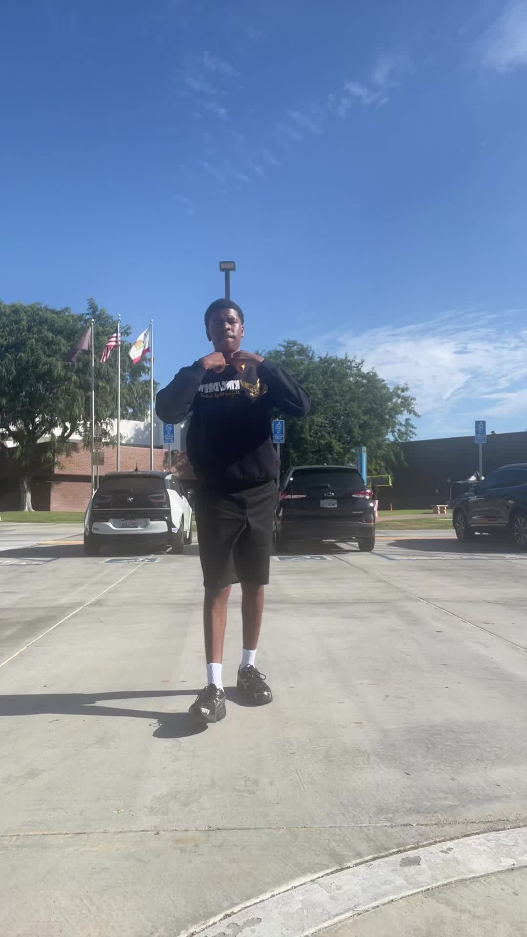 @b5 🏆