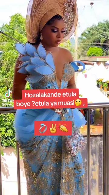 @Vanesa , M, USA 🇺🇸 🙏