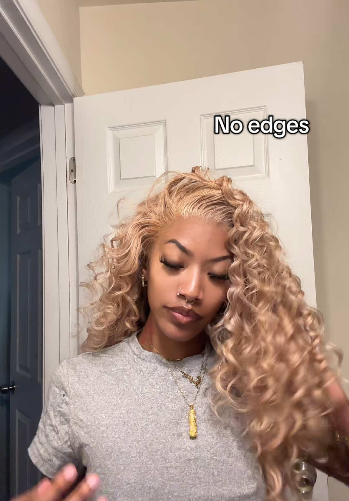 @Majesty🖤🦋