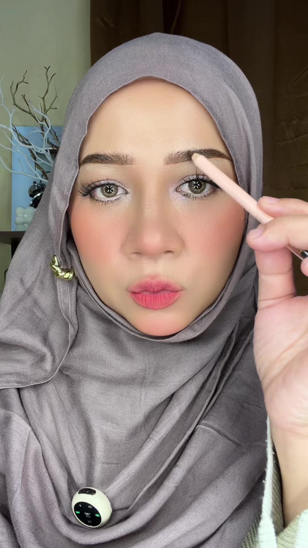 @Anis Yunia Akbar (AYA)