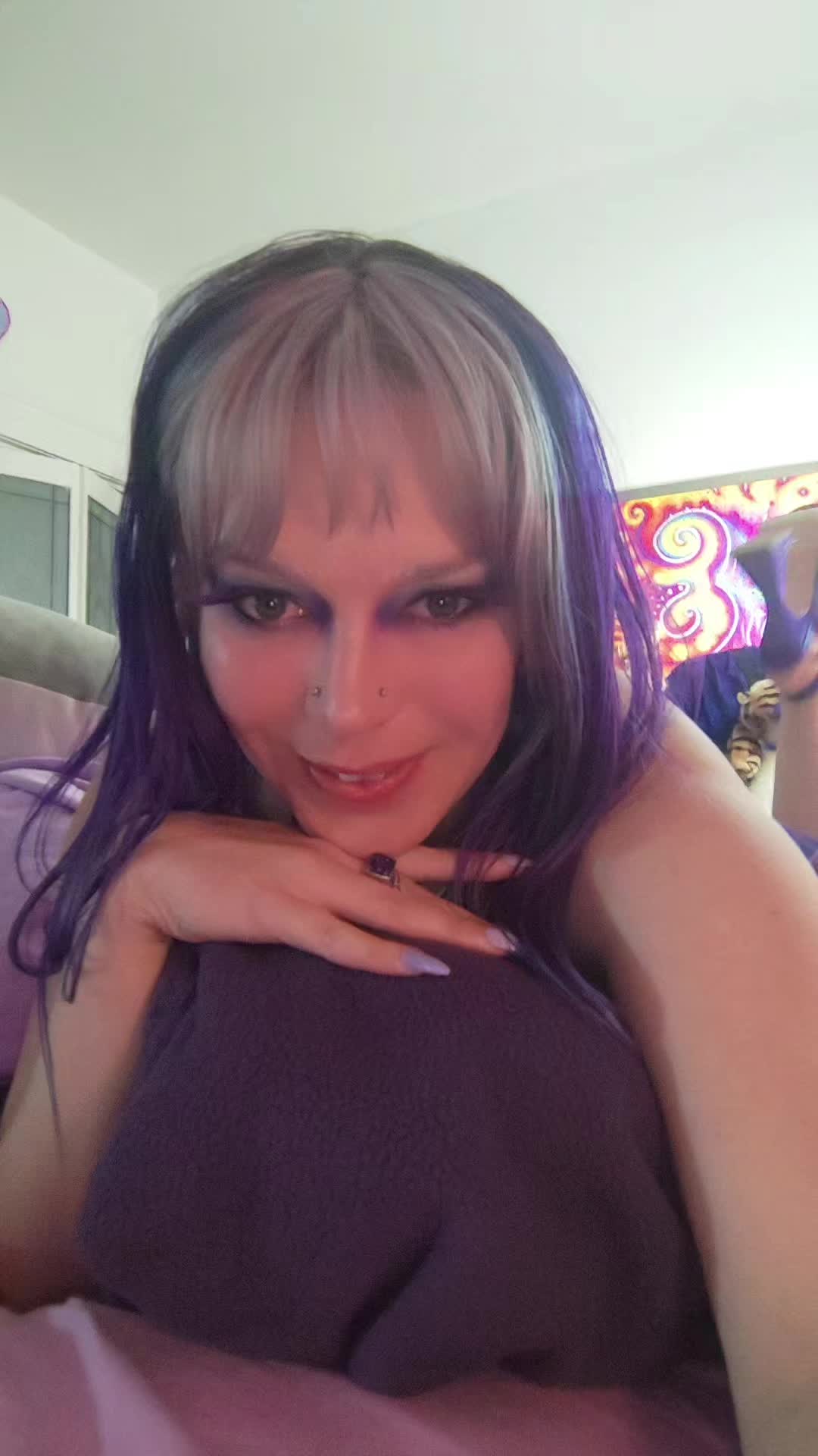 @RiannekeTHEYTHEM