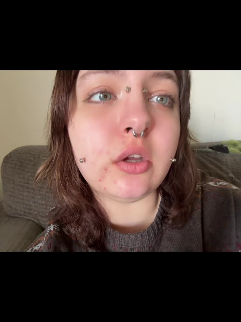 @mo